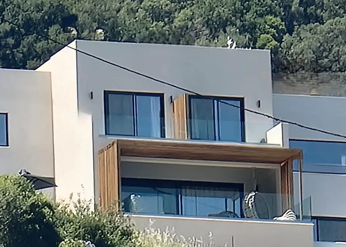 Fteri - Lassu Retreat *