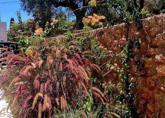 Fteri - Lassu Retreat * Zóla