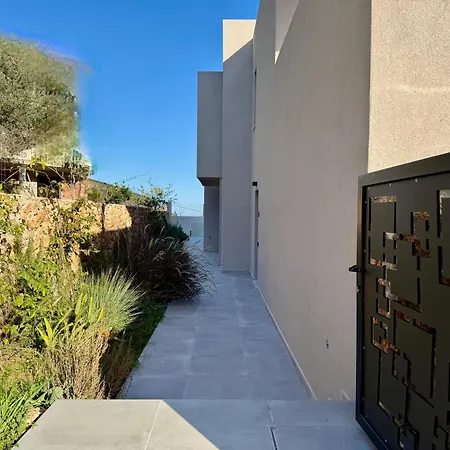 Fteri - Lassu Retreat *